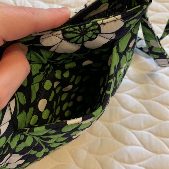Vera Bradley Crossbody NWOT - Picture 5 of 8